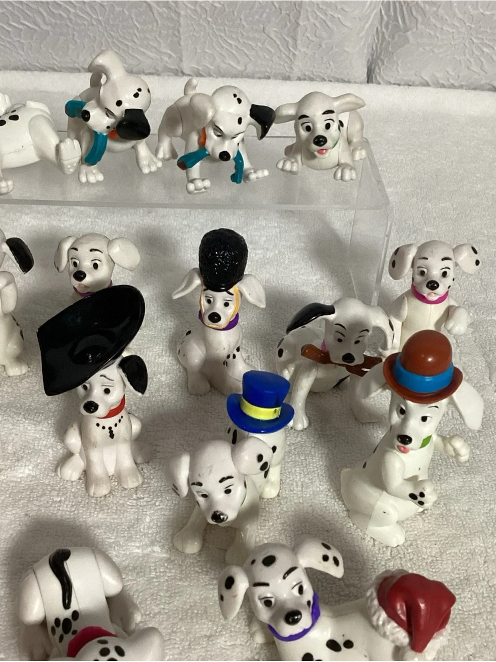 Vintage Y2K Lot of 19 DISNEY 101 Dalmatians 2-4” Figures Collectible Toys